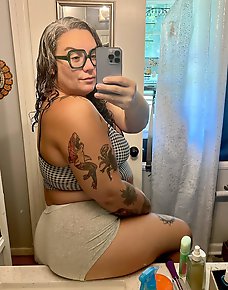 Amateur BBW Private Pics