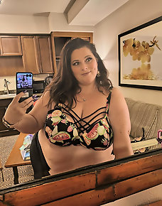 Amateur BBW Private Pics